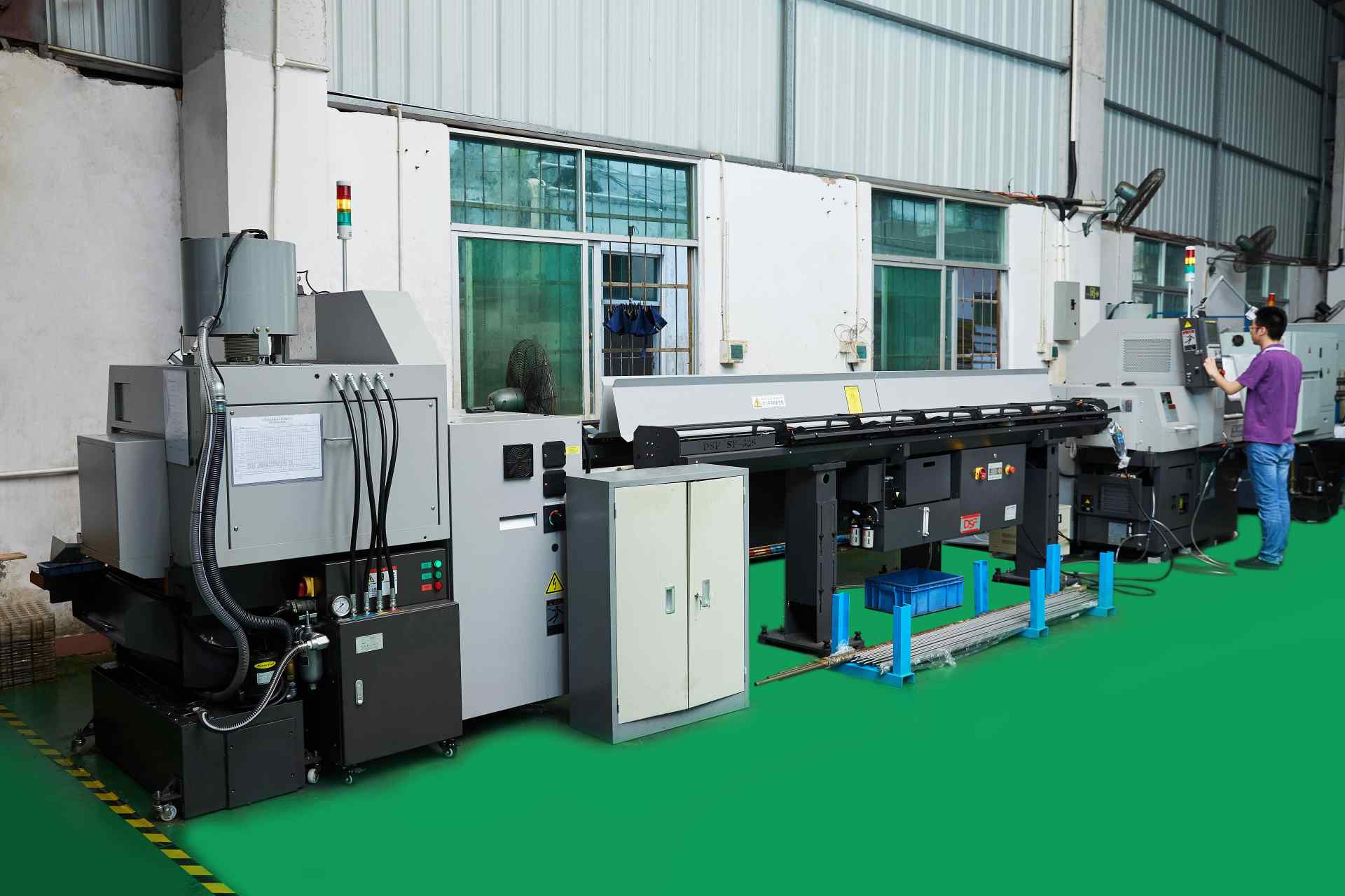 Precision CNC Tunring Center Workshop of CNC Turned Components